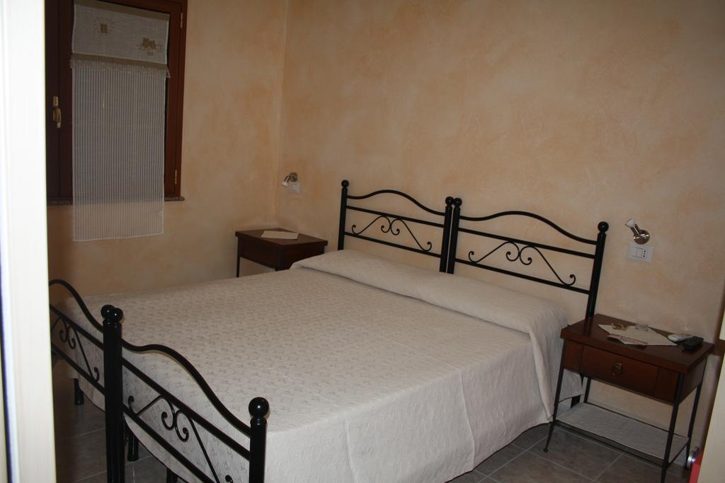 La Pavoncella Bed & Breakfast Villaputzu Exterior photo